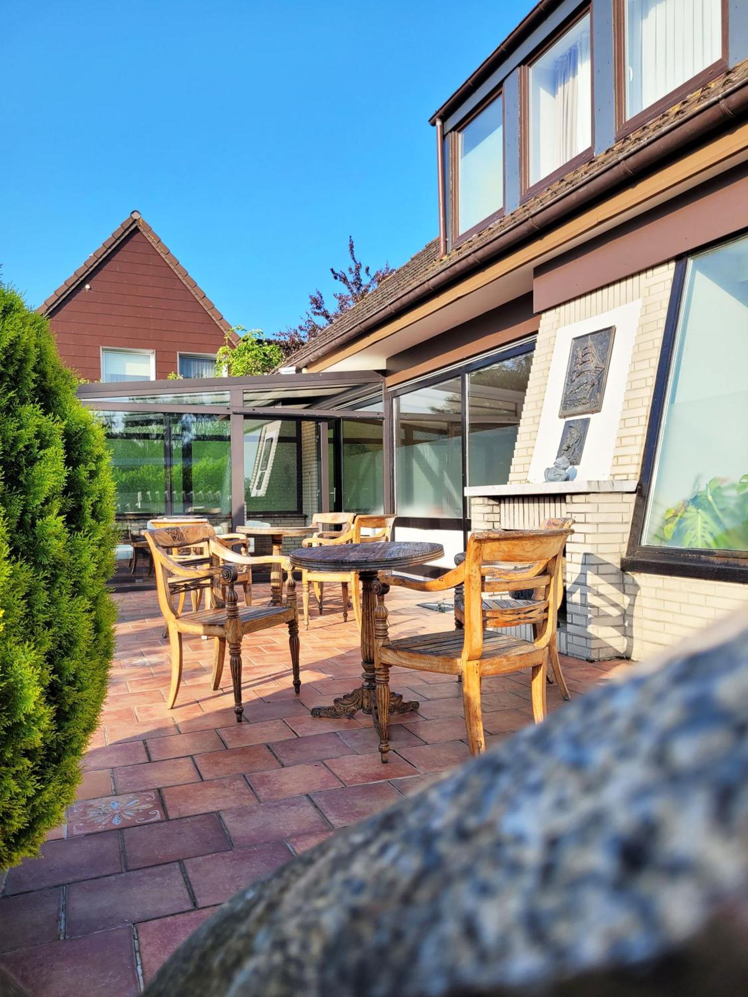 Ostsee-strandresort: Moderne Ruhe Mit Garten